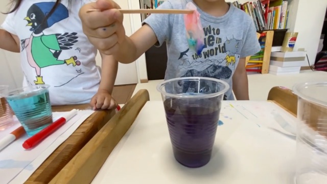 色水遊び(水性マジック)のポスター画像